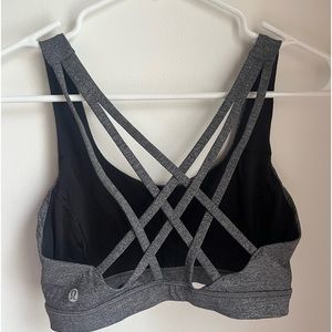 LULULEMON size 6 womens sports bra